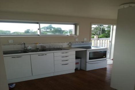 Photo of property in 70 Millbrook Road, Henderson, Auckland, 0612