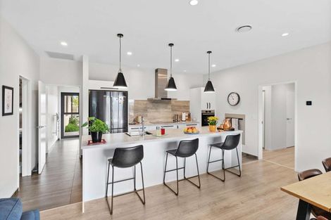 Photo of property in 11 Paradise Way, Amberley, 7410