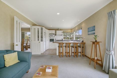 Photo of property in 25 Carribean Place, Papamoa Beach, Papamoa, 3118