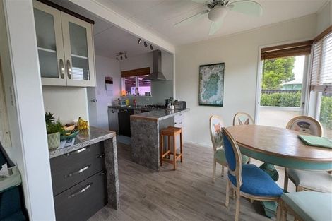 Photo of property in 32 Mcintyre Avenue, Fenton Park, Rotorua, 3010