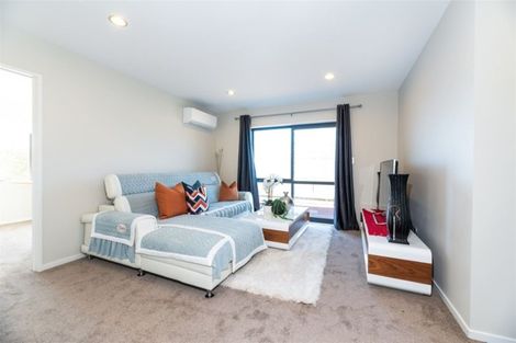 Photo of property in 7 Kahika Grove, Huapai, Kumeu, 0810