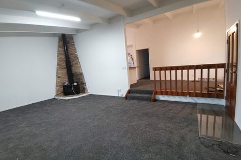 Photo of property in 35 Glennandrew Drive, Half Moon Bay, Auckland, 2012