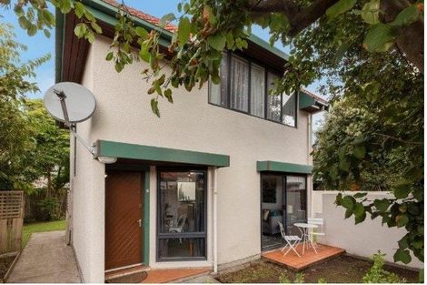 Photo of property in 21 Mcbain Grove, Avalon, Lower Hutt, 5011