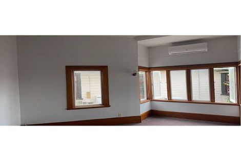 Photo of property in 30 Childers Terrace, Kilbirnie, Wellington, 6022