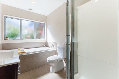 Photo of property in 24a Nathan Avenue, Paraparaumu Beach, Paraparaumu, 5032