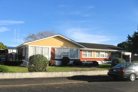 Photo of property in 3 Brough Place, St Andrews, Hamilton, 3200