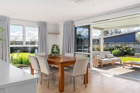 Photo of property in 6 Hamilton Drive, Wainui, Gisborne, 4010