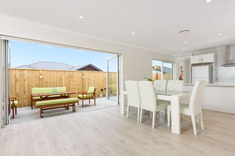 Photo of property in 4 Omapere Lane, Pyes Pa, Tauranga, 3112