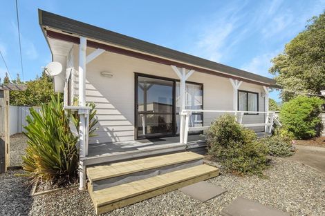 Photo of property in 2/8 Browning Crescent, Stoke, Nelson, 7011