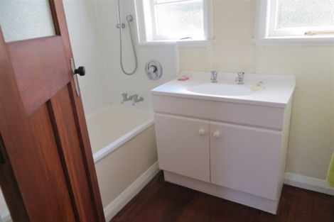 Photo of property in 15 Gilchrist Street, Te Aroha, 3320