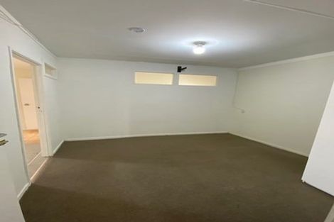 Photo of property in 7 Barker Rise, Northcross, Auckland, 0632