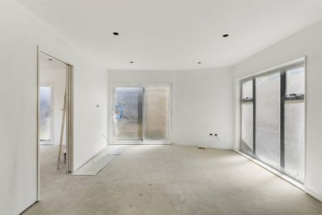 Photo of property in 16e Imrie Avenue, Mangere, Auckland, 2022