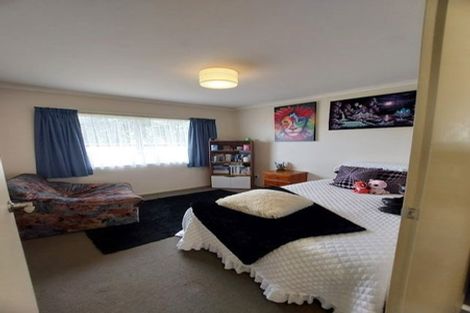 Photo of property in 42a Queenwood Road, Levin, 5510
