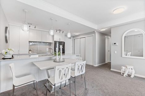 Photo of property in 170 Landmark Terrace, Orewa, 0931