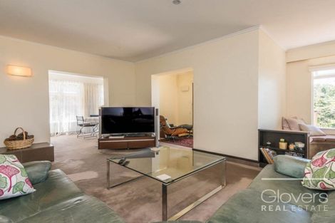 Photo of property in 23 Wood Bay Road, Titirangi, Auckland, 0604