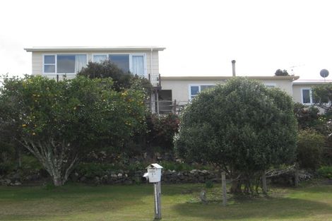 Photo of property in 2 Hornsea Road, Tairua, 3508