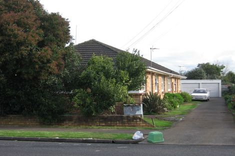 Photo of property in 2/7 Ranfurly Road, Papatoetoe, Auckland, 2104