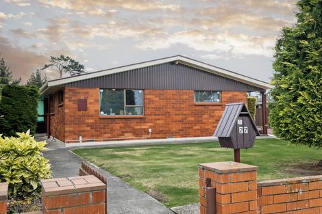 Photo of property in 27 Dakota Place, Waldronville, Dunedin, 9018