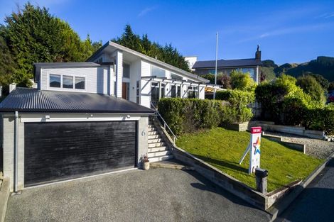 Photo of property in 6 Frankie Stevens Place, Riverstone Terraces, Upper Hutt, 5018