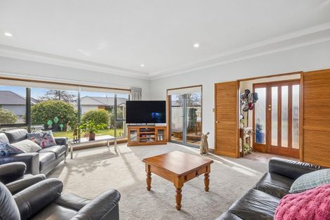 Photo of property in 18 Rowan Place, Mosgiel, 9024
