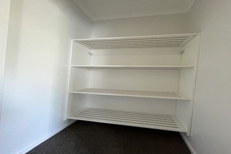 Photo of property in 11 Koreke Close, Kenepuru, Porirua, 5022