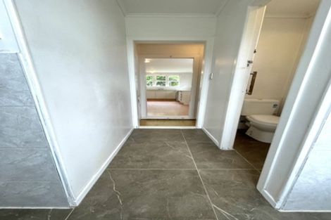 Photo of property in 2 Nield Road, Manurewa, Auckland, 2102