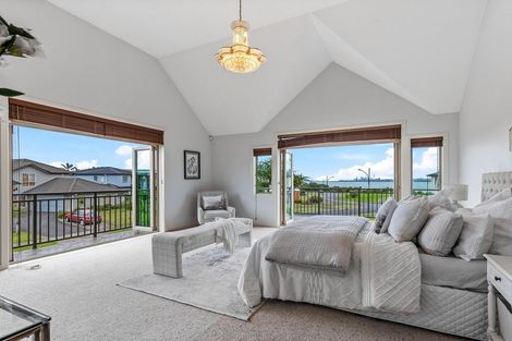 Photo of property in 30 Waikura Drive, Te Atatu Peninsula, Auckland, 0610