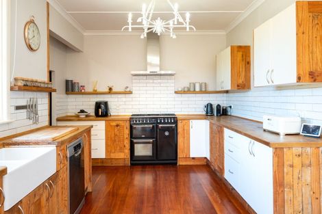 Photo of property in 4197 State Highway 50, Maraekakaho, Hastings, 4171