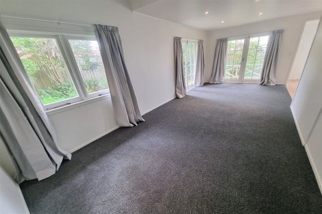 Photo of property in 29a William Bond Street, Stanley Point, Auckland, 0624