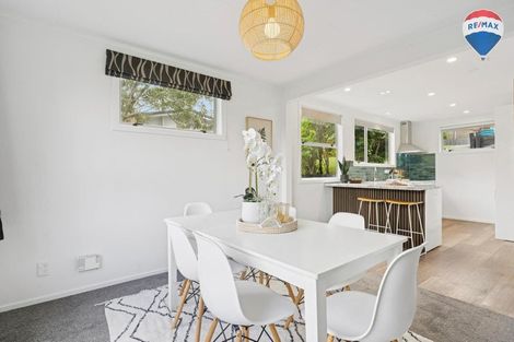 Photo of property in 86 Holborn Drive, Stokes Valley, Lower Hutt, 5019