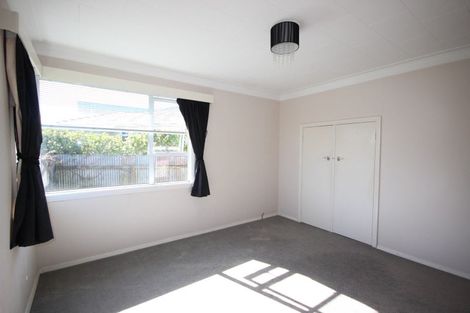Photo of property in 3 Graham Place, West End, Palmerston North, 4410