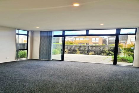 Photo of property in 5 Courage Road, Papakura, 2110