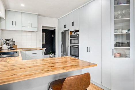 Photo of property in 12 Campbell Place, Pukehangi, Rotorua, 3015