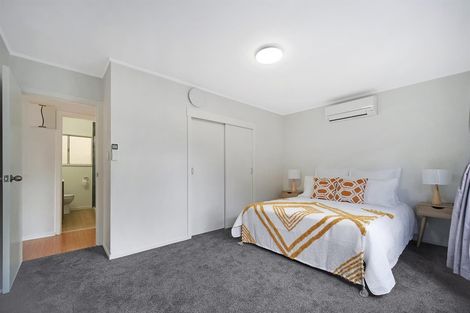 Photo of property in 1/736 Mount Eden Road, Mount Eden, Auckland, 1024