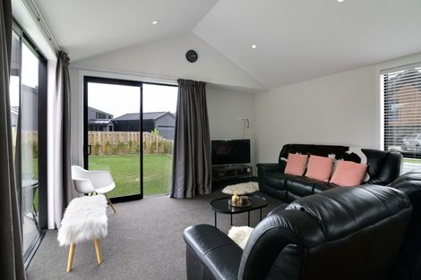 Photo of property in 25 Lauder Street, Lake Hayes, Queenstown, 9304