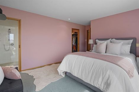 Photo of property in 262a Mount Pleasant Road, Mount Pleasant, Christchurch, 8081