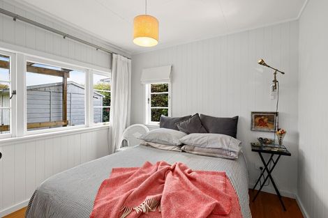 Photo of property in 24 Harbour View Road, Point Wells, Warkworth, 0986