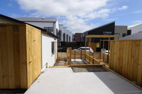 Photo of property in 9/25 Sidney Wallingford Way, Hobsonville, Auckland, 0616