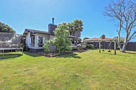 Photo of property in 100 Flaxmere Avenue, Flaxmere, Hastings, 4120