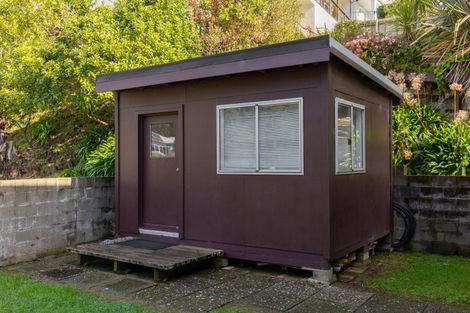 Photo of property in 9 Russell Street, Picton, 7220