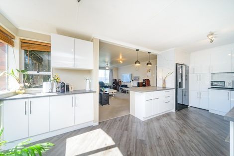 Photo of property in 5 Buller Place, Westbrook, Palmerston North, 4412