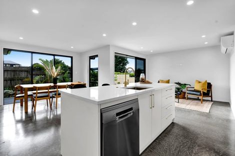 Photo of property in 9b James Drive, Bell Block, New Plymouth, 4312