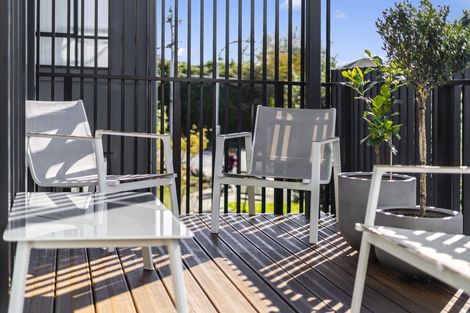 Photo of property in 4 Tahuhu Road, Mount Wellington, Auckland, 1062