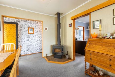 Photo of property in 3 Rawhiti Street, Dannevirke, 4930