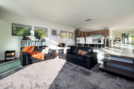 Photo of property in 1 Stonehaven Terrace, Hillsborough, Christchurch, 8022