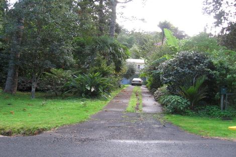 Photo of property in 62 Waima Crescent, Titirangi, Auckland, 0604