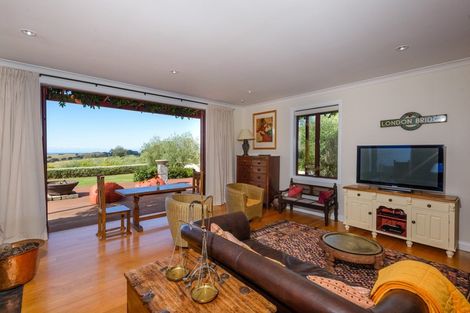 Photo of property in 598 Neudorf Road, Upper Moutere, 7175