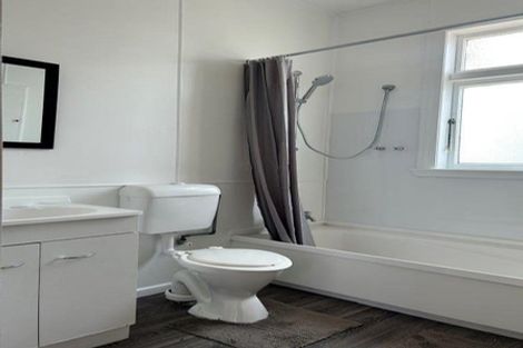 Photo of property in 12 Ellesmere Avenue, Miramar, Wellington, 6022