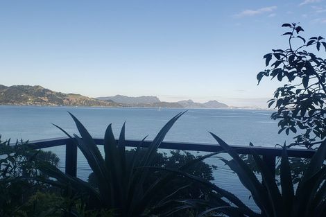 Photo of property in 102 Beach Road, Onerahi, Whangarei, 0110