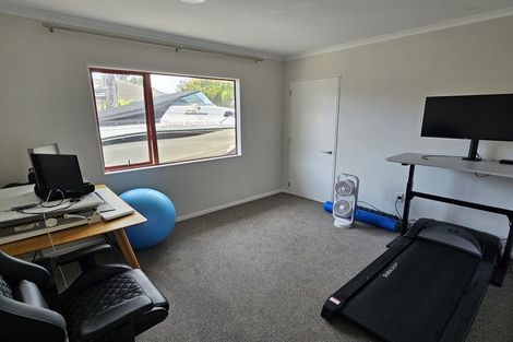 Photo of property in 63 Katerini Grove, Papamoa Beach, Papamoa, 3118